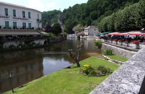 Fajoles House | Great Place in S W France for Families Friends & your pets to stay