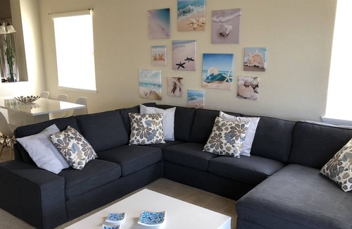 Silver Creek Villa | Great pool villa with South facing lakeview !
