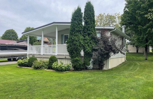 Fishers Landing Cottage | Great price for sure! A-Bay+Clayton! Clean, quiet 3 bedroom cottage+River access