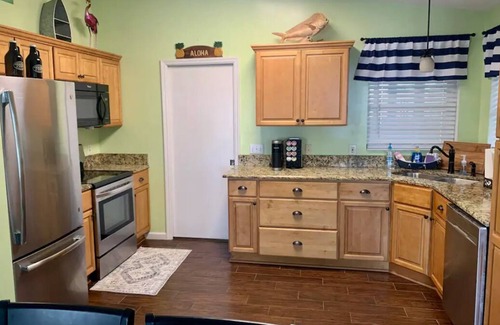 Eastpoint House | Great rates! 5 stars! Located in Eastpoint just minutes to SGI & Apalachicola