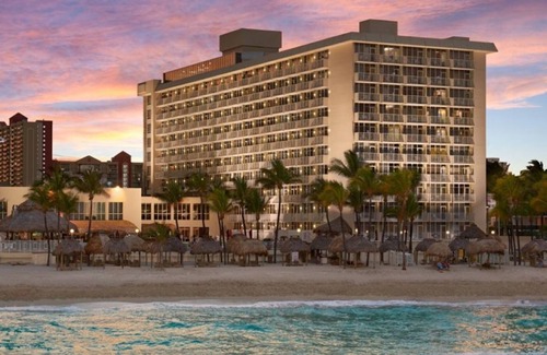 Sunny Isles Beach Resort | Great Relaxing Overnight Stay! Pet-friendly Property + Onsite Swimming Pools