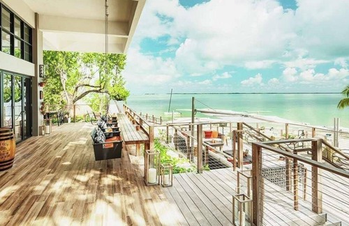 Rock Harbor Resort | Great Relaxing Overnight! 4 Classy Units, Free Parking, Pet-friendly, 2 Pools
