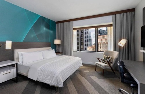 Downtown Houston Hotel | Great Relaxing Overnight Stay! 2 Spacious Units, Pets Allowed, Parking On-Site