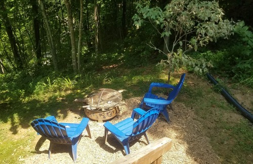 Franklin Cabin | Great Smoky Mountain cabin, hot tub, beautiful views