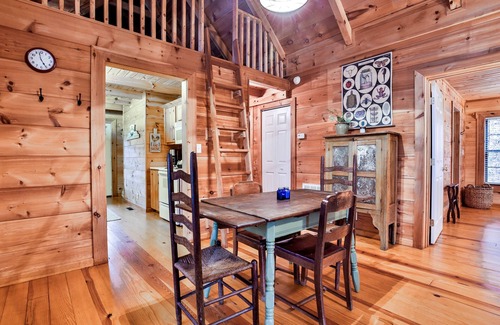 Franklin Cabin | Great Smoky Mountain Creekside Cabin