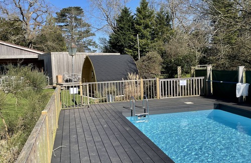 Birlingham House | Great space in the countryside with pool & sauna