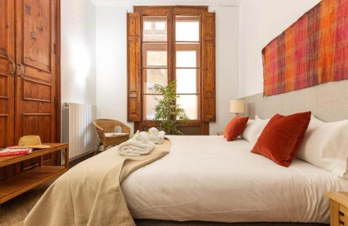 Gothic Quarter Apartment | GREAT SPACIOUS APARTMENT IN THE GOTHIC QUARTER