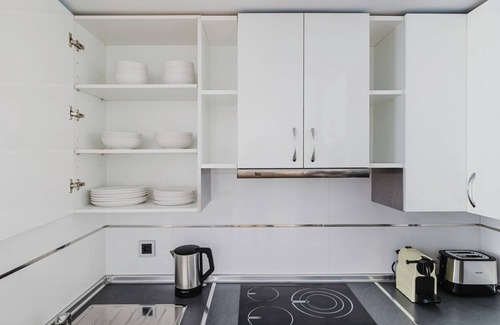 Hortaleza Apartment | Great Valdebebas 1BR w/Gym, Padel & Pool, by Blueground