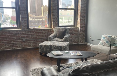 Downtown Columbus Condo | Great view of Columbus skyline downtown. Gym , two parking spots.