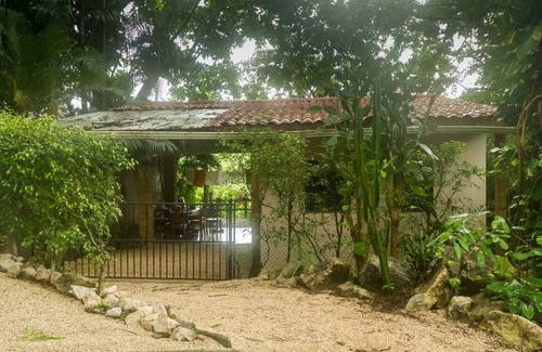 Samara House | Great views, close to the beach!