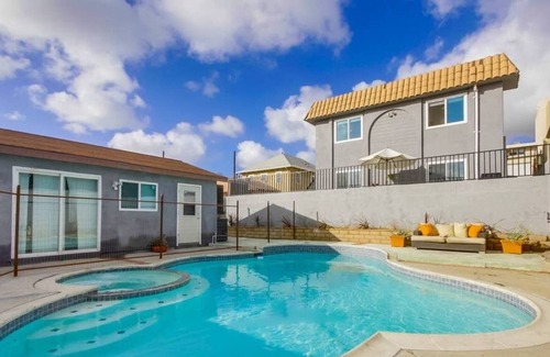 Grant Hill Apartment | Great Views Newly remodeled 2 bedroom in Downtown