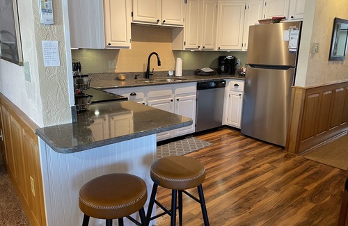 Jackson Condo | GREAT Views/Spacious 3 Bedroom/Location Location/Summer: Outdoor Pool AC/+ loft