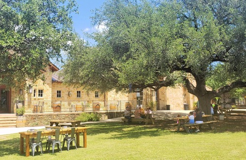 Kingsland Condo | ⭐Great4Stargazing ⭐ Steps2Lake ⭐ Perfect4Families ⭐Patio