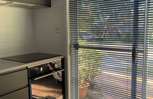 Manly Vale House | Greatly designed studio 15min walk to the Manly beach
