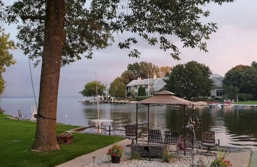 Suamico House | Green Bay Waterfront Home