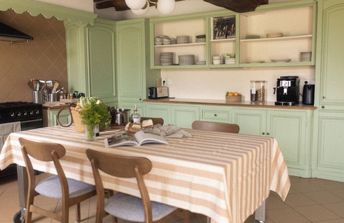 Poigny la Foret House | Green Folies Rambolitaine, rent house, 15 p, swimming pool, 40 min from Paris