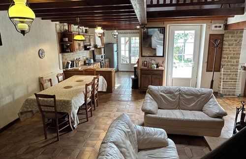 Saint-Martin-de-Fressengeas House | Green Périgord country house