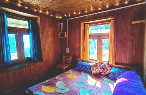 Banjar House | Green Himalayas