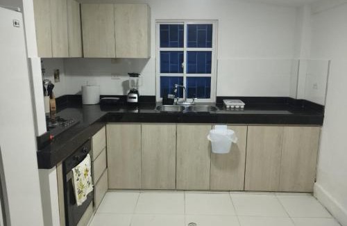 Canapote House | Green House