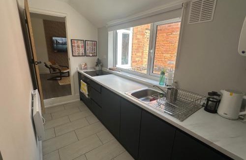 Leicester Apartment | Green Lane 1-Bed Apartment - Sleeps 4 & Pets Ok