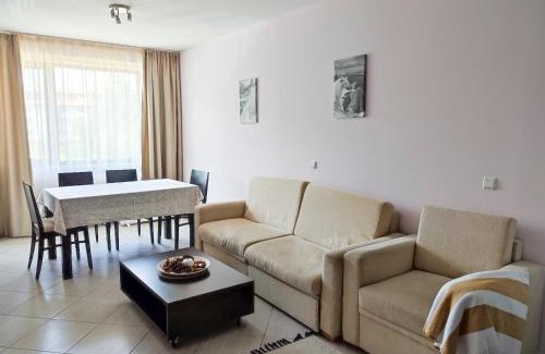 Shiligarnika Apartment | Green Life Private Apartment