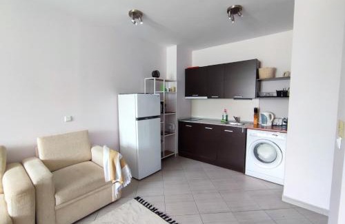 Shiligarnika Apartment | Green Life Private Apartment