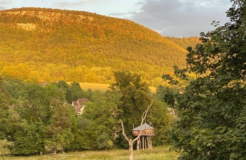 Nans-sous-Sainte-Anne Cabin | Green, magical, unusual, cozy accommodation for lovers