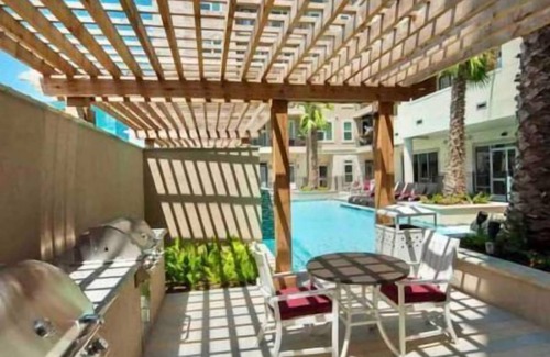 Houston Apartment | Green Manifesto 1 BD/1 Bath Galleria/Downtown