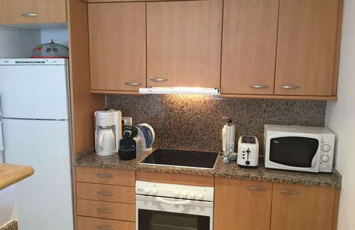 Pals Apartment | Green Mar 403 - Penthouse with A/C, pool and parking