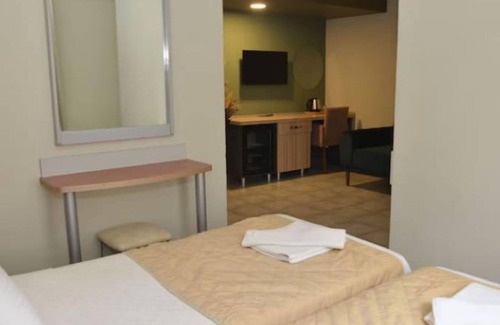 Turunc Hotel | green mar suits
