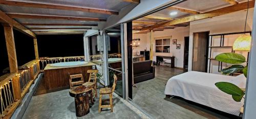 Medellin Other | Green mount