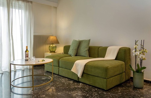 Ilisia Apartment | Green Oasis in the center of Athens