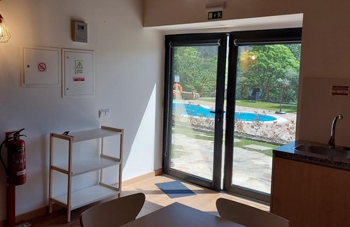 Covas House | Green Paradise Glamping, holiday home for 4 people with a terrace