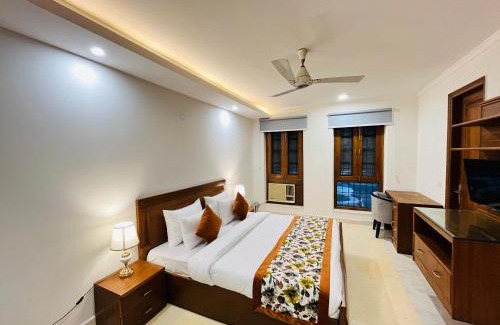 Green Park Hotel | Green Park Haven Hauz Khas Couple Friendly New Delhi