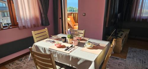 Razlog Apartment | Green Peaks Suite in Pirin Golf & County Club