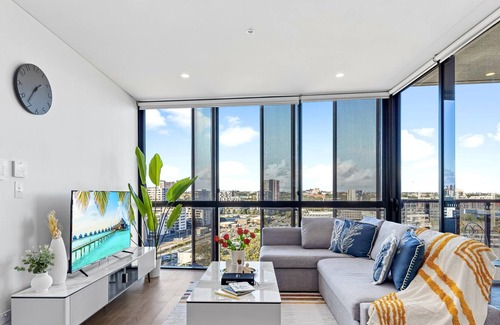Zetland Apartment | Green Square Sky Views-Near City 2 Bedroom Free P