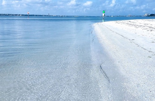 Redington Shores Cottage | Green Turtle WEST
