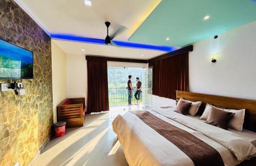 Vayittiri Hotel | Green view suits