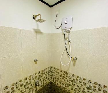 Nilwella House | Green villa