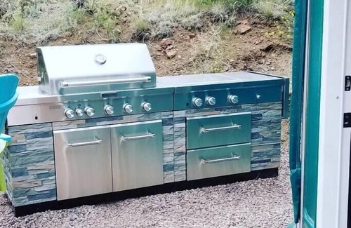 Canon City House | Green Willow Summary: