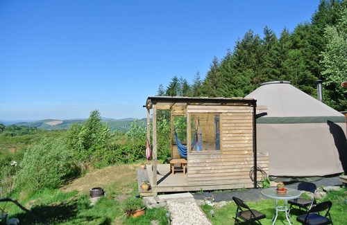 Corwen Cabin | Greener Glamping Mountain Yurt North Wales - Sleeps 4 - Pet and Child Friendly