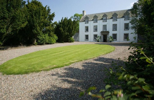 Kelso Cottage | GREENHILL LODGE & COTTAGE, pet friendly, with open fire in Jedburgh
