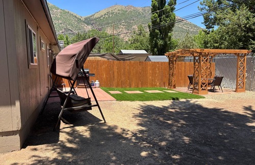 Swiss Manor House | Greenlaw Home Walk to Mtn Hikes