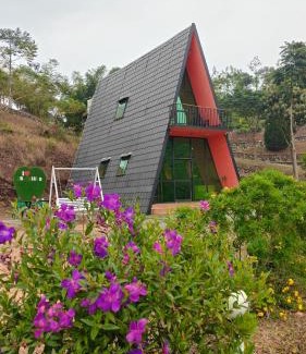 Peermade Villa | Greenlush Paruntumpara