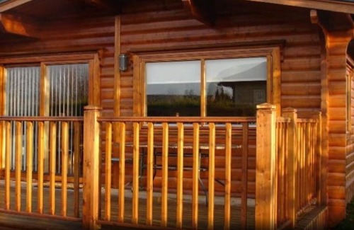 Cupar House | GreenMyre Lodges - The Malvern, Sleeps 4