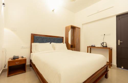 Thrippunithura Hotel | Greens Residency