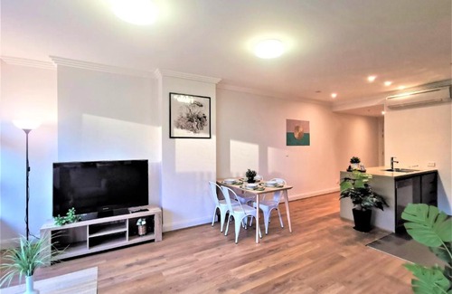 Sydney Olympic Park Apartment | Greenview in Sydney Olympic Park
