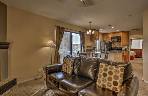 Englewood Condo | Greenwood Village Condo w/Pool Access!