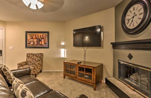 Englewood Apartment | Greenwood Village Condo with Pool Access!