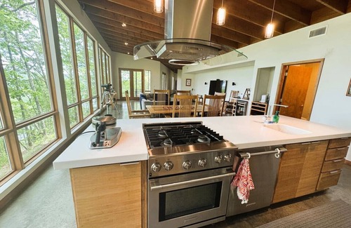 Edgemont House | Greers Ferry Lake Modern